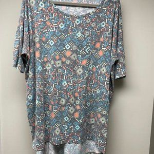 Women's LuLaRoe Irma tee/tunic XL (fits like a 1X) gray w shapes/flowers